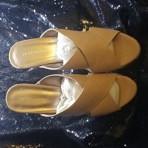BCBG TAN leather wedge platform sandal